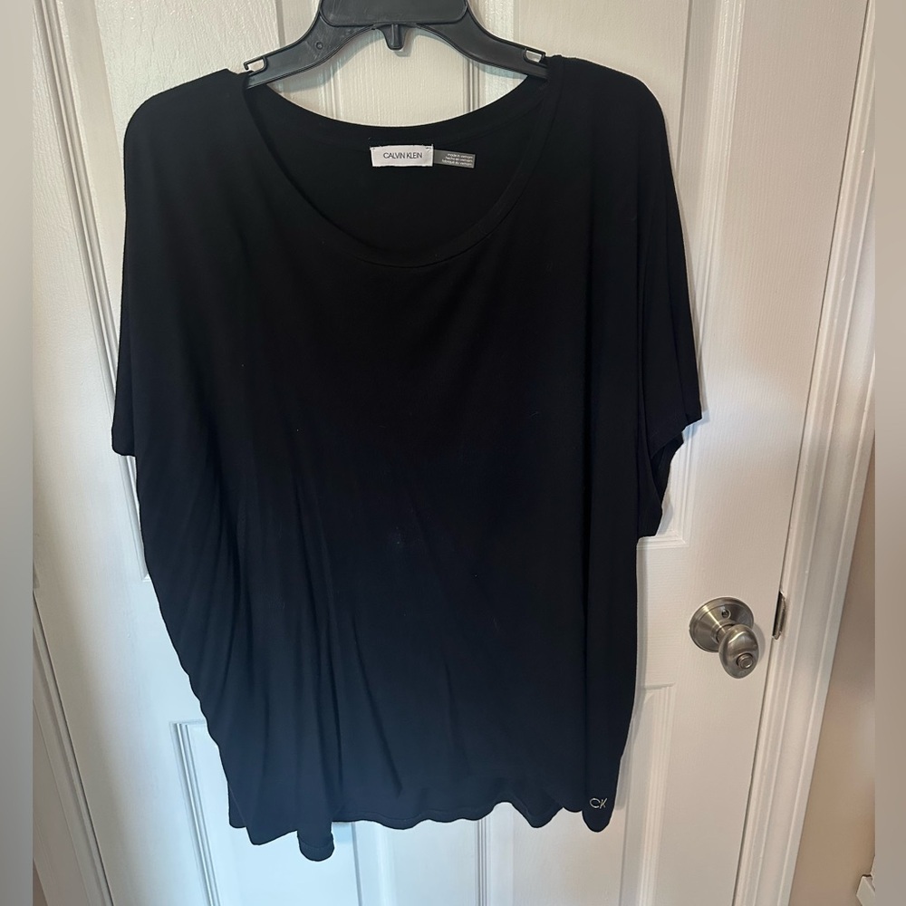 Calvin Klein Womens Classic Black Tee Size 2X Flowy Chic Old Money Luxury City